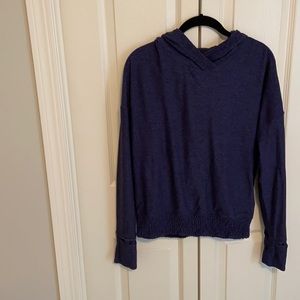 Lululemon pullover!